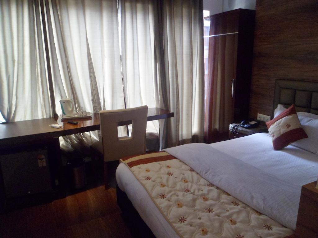 Hotel Cabana @ Pahar Ganj Нью-Делі Екстер'єр фото