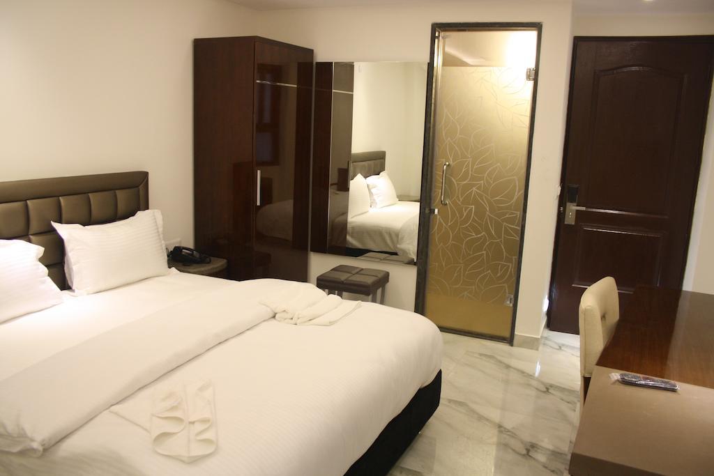 Hotel Cabana @ Pahar Ganj Нью-Делі Номер фото