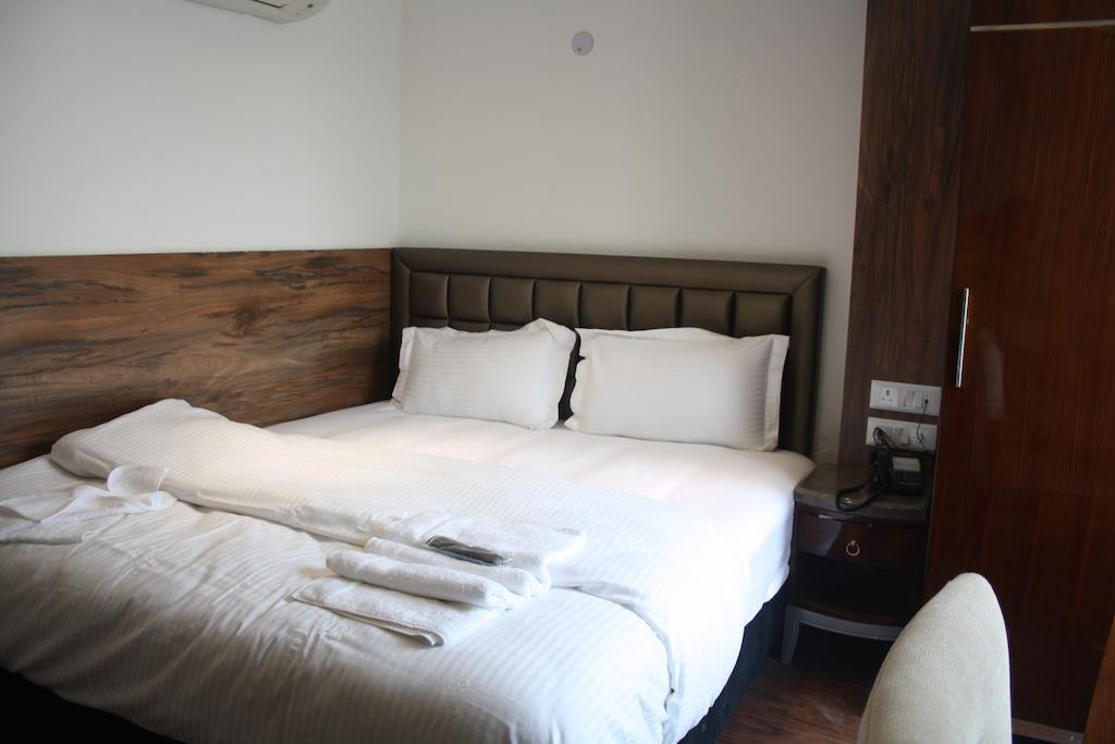 Hotel Cabana @ Pahar Ganj Нью-Делі Номер фото