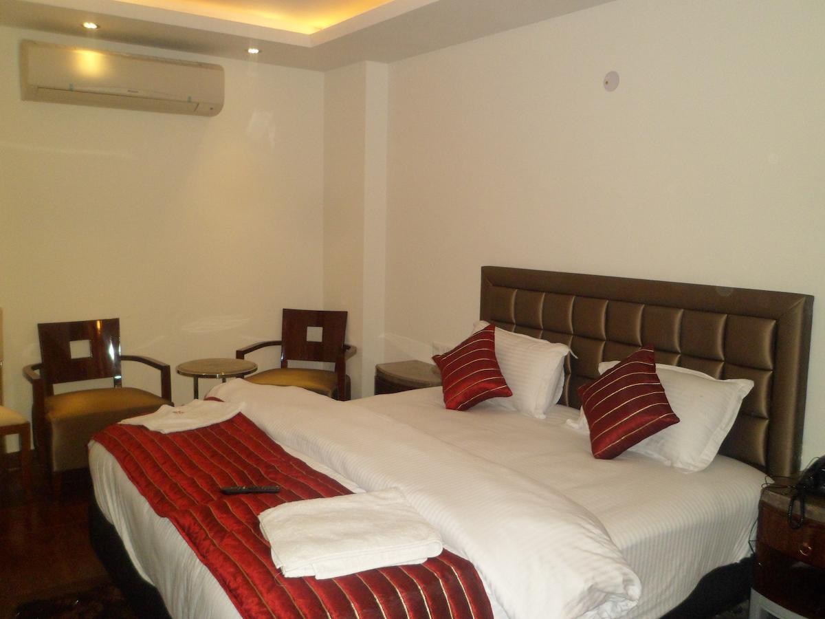 Hotel Cabana @ Pahar Ganj Нью-Делі Номер фото
